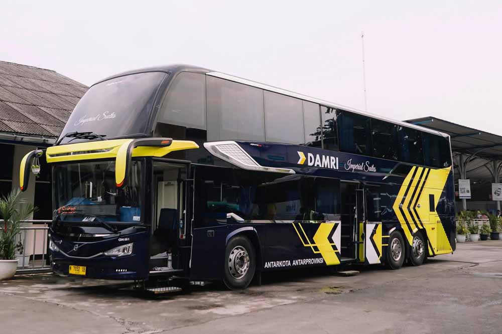 Petualangan di Atas Awan: Menjelajahi Rute Surabaya-Semarang dengan Bus Double Decker